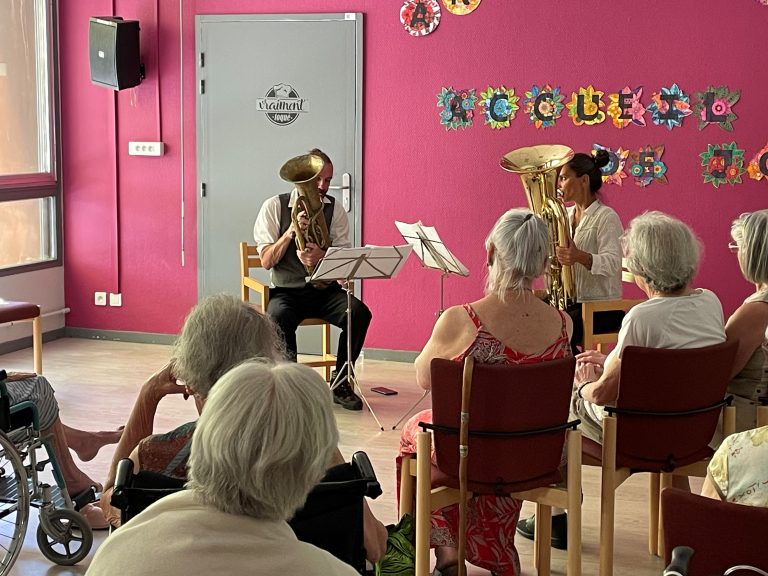 📢 Fête de la musique au centre hospitalier de Saint-Laurent-du-Pont 🎶